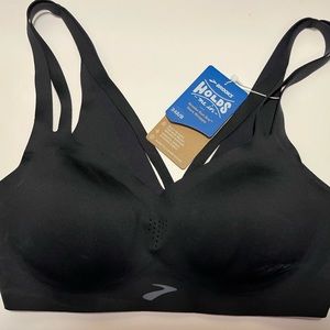 Brooks run bra dare strappy 34a/b NWT